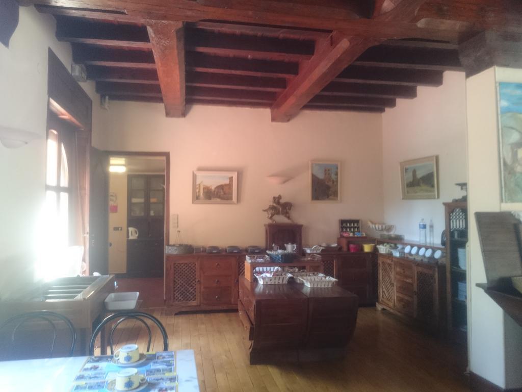 Hotel Le Mas Fleuri Верне-ле-Бен Екстериор снимка