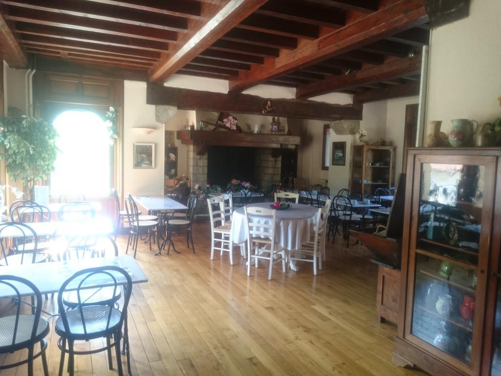 Hotel Le Mas Fleuri Верне-ле-Бен Екстериор снимка