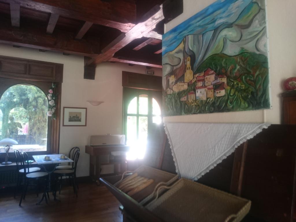 Hotel Le Mas Fleuri Верне-ле-Бен Екстериор снимка