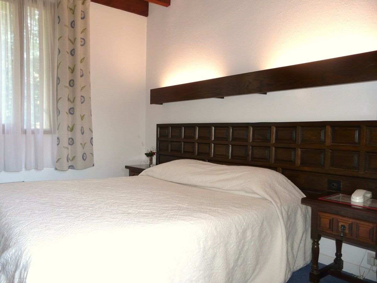 Hotel Le Mas Fleuri Верне-ле-Бен Екстериор снимка